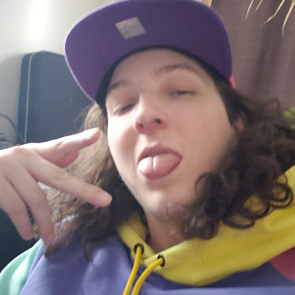 Meet your Posher, Brad - Picture 3 of 4